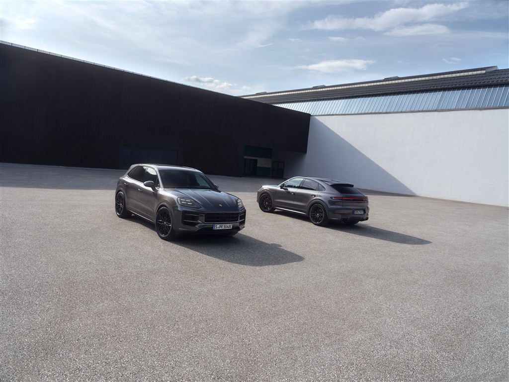 Siyahın Gücü, Sportif DNA ile Buluşuyor: Yeni Black Edition, Porsche Merkezleri’nde!