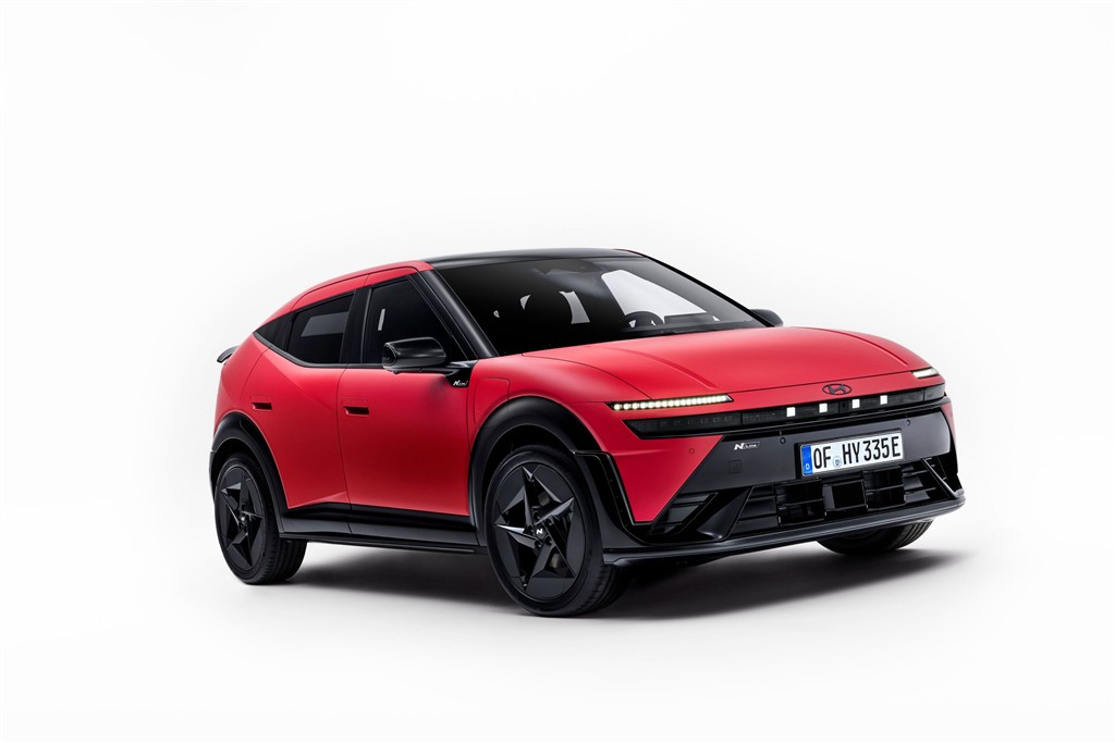 Hyundai IONIQ 3’ü Milano Tasarım Haftası’nda Tanıttı